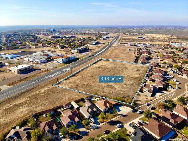 $1,300,000 | 2520 North Veterans Boulevard, Eagle Pass, TX 78852