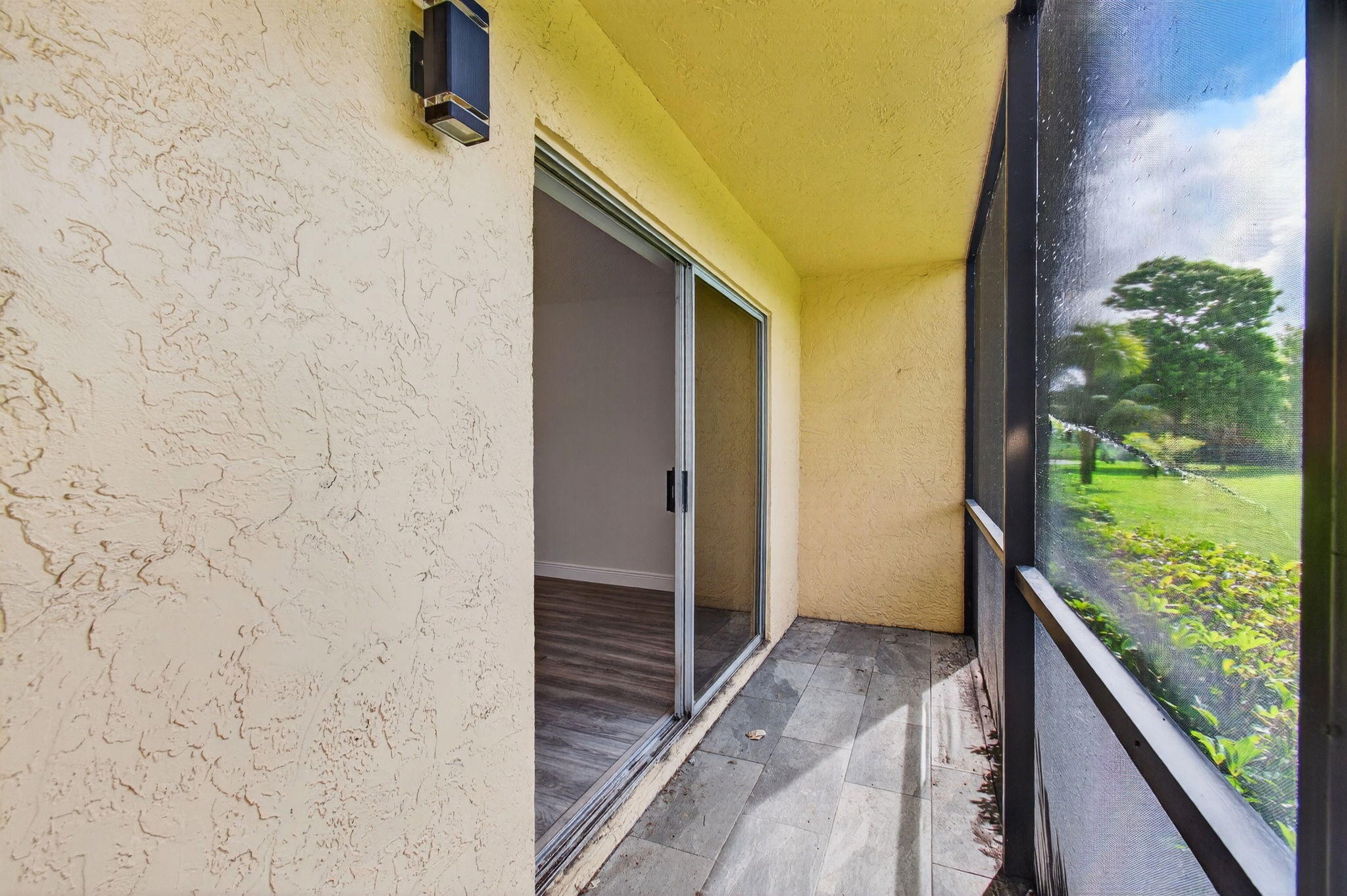 2975 Southwest 22nd Avenue, Unit 1070 Delray Beach, FL 33445 - Photo 51 of 60 51-web-or-mls-043_DSC_3635