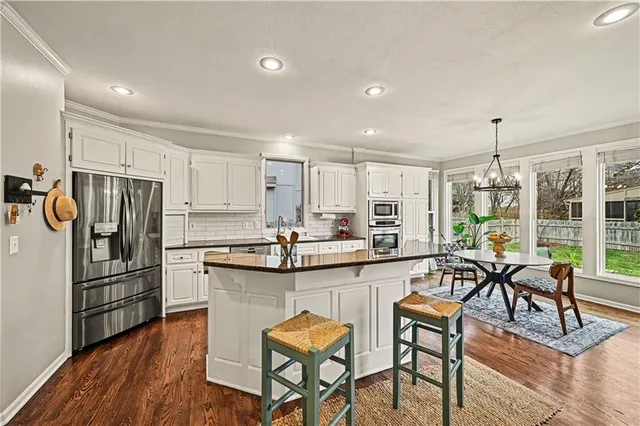 $625,000 | 13015 Mackey Street, Overland Park, KS 66213