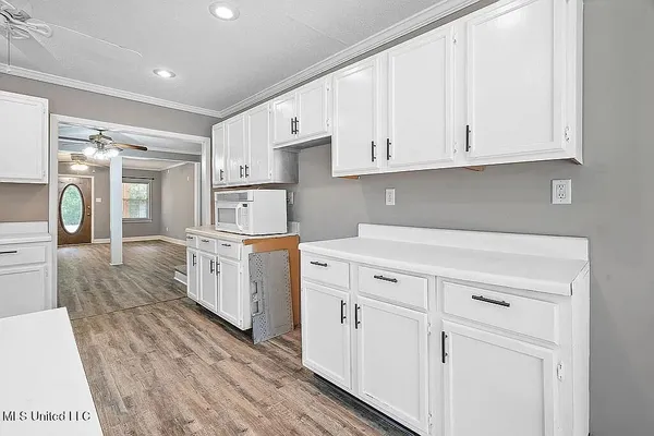 $399,900 | 903 Shinault Road, Byhalia, MS 38611