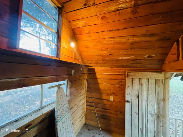 $399,900 | 903 Shinault Road, Byhalia, MS 38611
