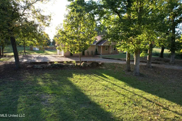 $399,900 | 903 Shinault Road, Byhalia, MS 38611