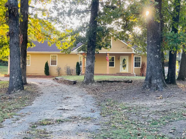 $399,900 | 903 Shinault Road, Byhalia, MS 38611