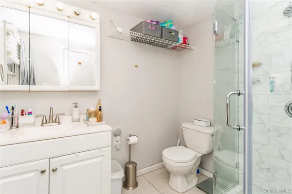 $780,000 | 20 Peacock Lane, Levittown, NY 11756