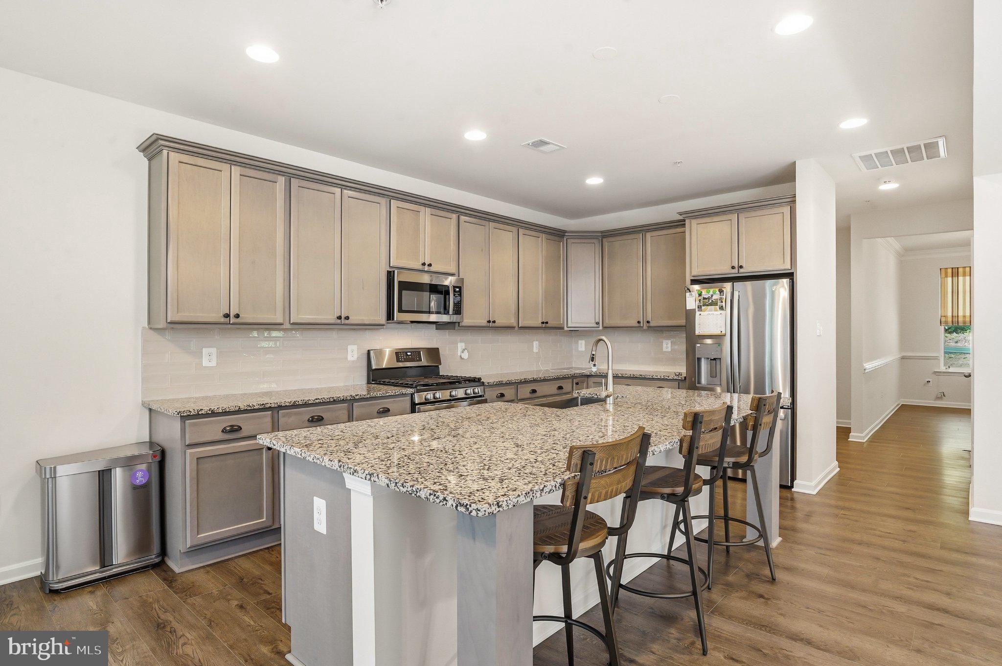 4755 South Polling House Road Harwood, MD 20776 - Photo 19 of 36 Modern kitchen with elegant finishes.