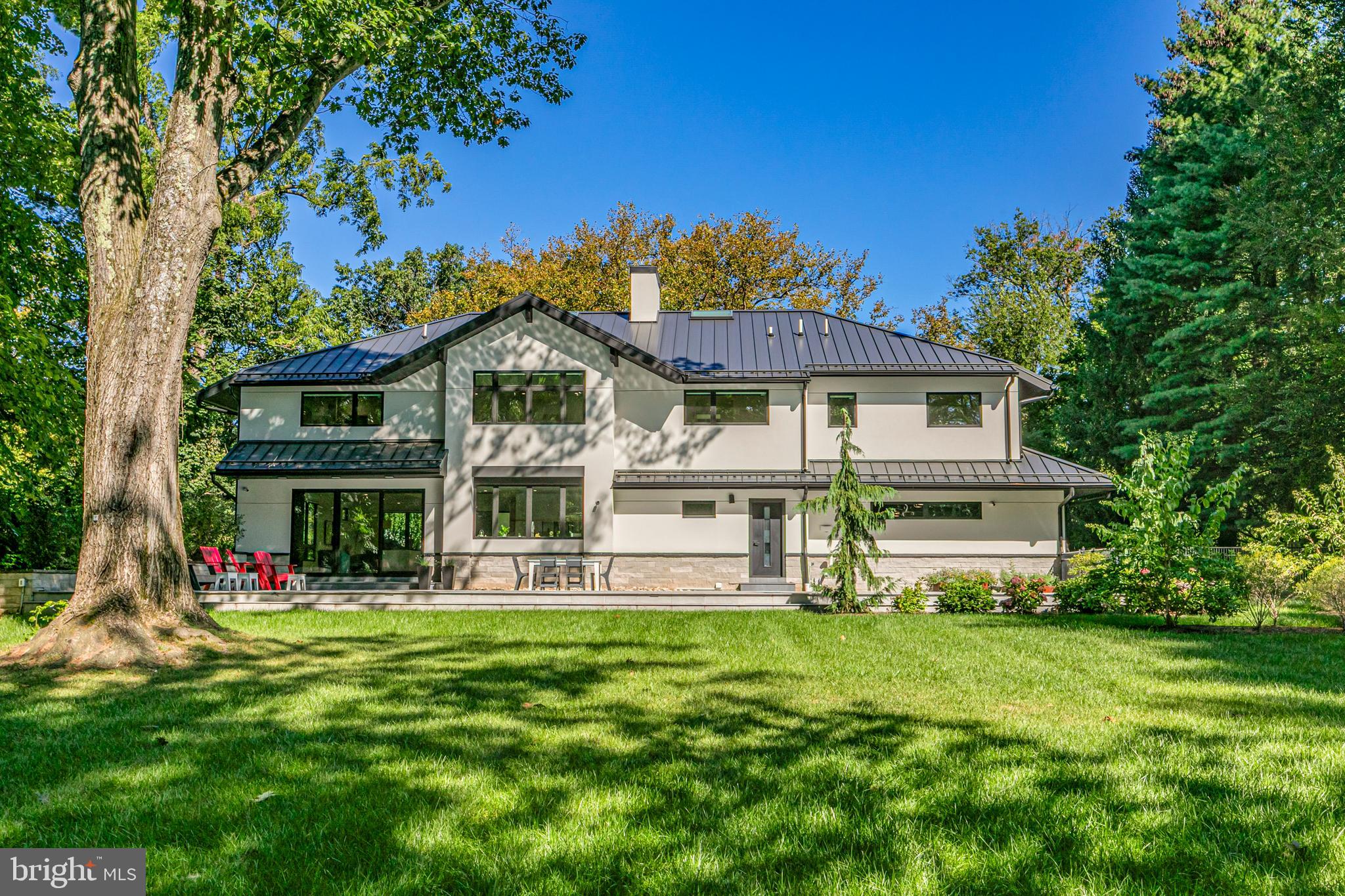 44 Armour Road Princeton, NJ 08540 - Photo 45 of 51 a front view of a house with garden
