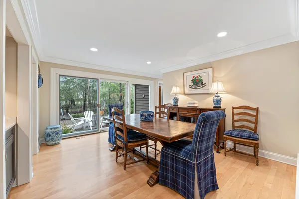 $774,900 | 5 Court Of Conn River Valley, Lincolnshire, IL 60069