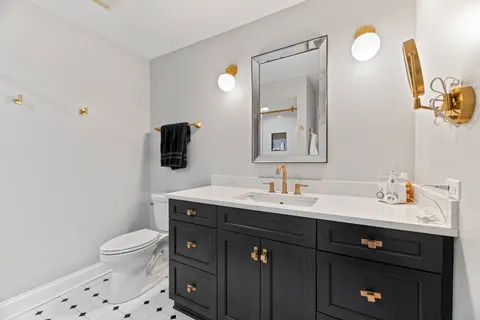 $774,900 | 5 Court Of Conn River Valley, Lincolnshire, IL 60069