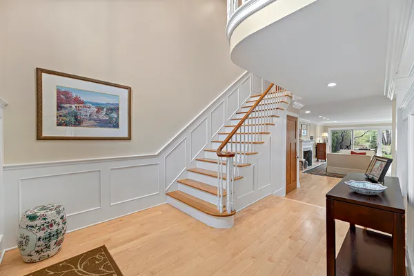 $774,900 | 5 Court Of Conn River Valley, Lincolnshire, IL 60069