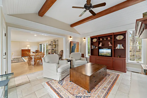 $774,900 | 5 Court Of Conn River Valley, Lincolnshire, IL 60069