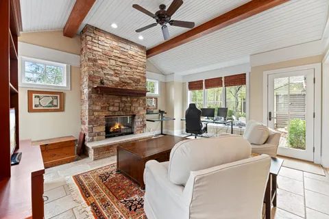 $774,900 | 5 Court Of Conn River Valley, Lincolnshire, IL 60069