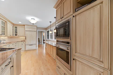 $774,900 | 5 Court Of Conn River Valley, Lincolnshire, IL 60069