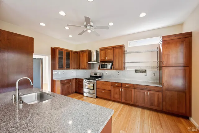 $1,175,000 | 1889 Falcon Ridge Drive, Petaluma, CA 94954