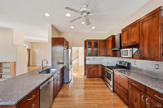 $1,175,000 | 1889 Falcon Ridge Drive, Petaluma, CA 94954