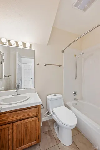 $1,175,000 | 1889 Falcon Ridge Drive, Petaluma, CA 94954