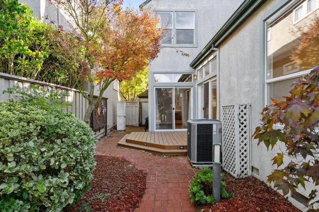 $1,175,000 | 1889 Falcon Ridge Drive, Petaluma, CA 94954