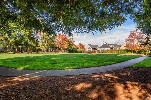 $1,175,000 | 1889 Falcon Ridge Drive, Petaluma, CA 94954