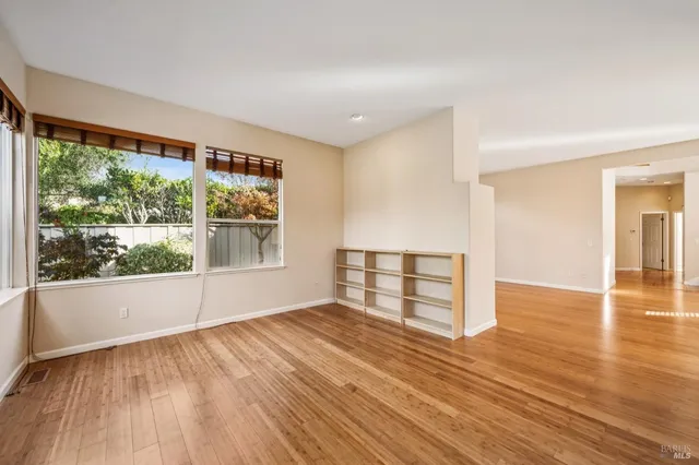 $1,175,000 | 1889 Falcon Ridge Drive, Petaluma, CA 94954