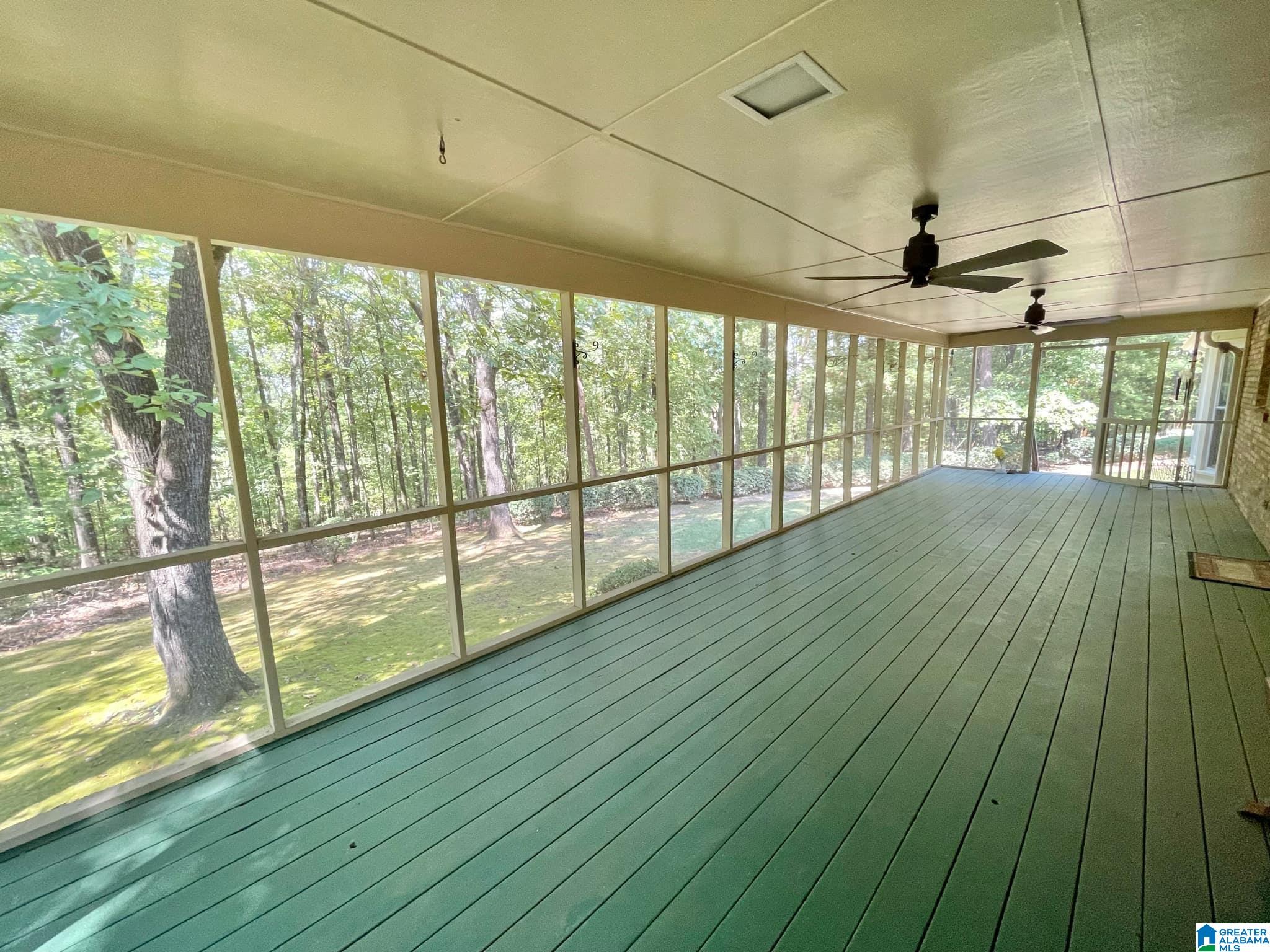 220 Thompson Road Alabaster, AL 35007 - Photo 19 of 31
