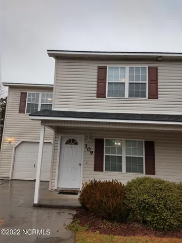 $1,280 | 109 East Coopers Court, Hubert, NC 28539