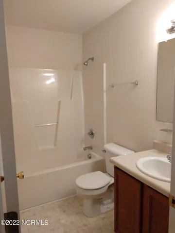 $1,280 | 109 East Coopers Court, Hubert, NC 28539