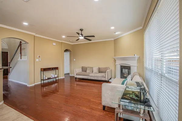 $2,850 | 1664 Park Grove Drive, Irving, TX 75060