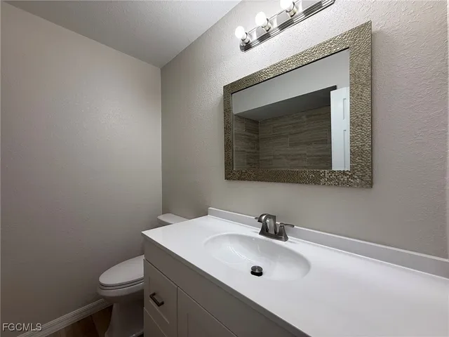 $109,000 | 4840 Golf Club Court, Unit 10, North Fort Myers, FL 33903