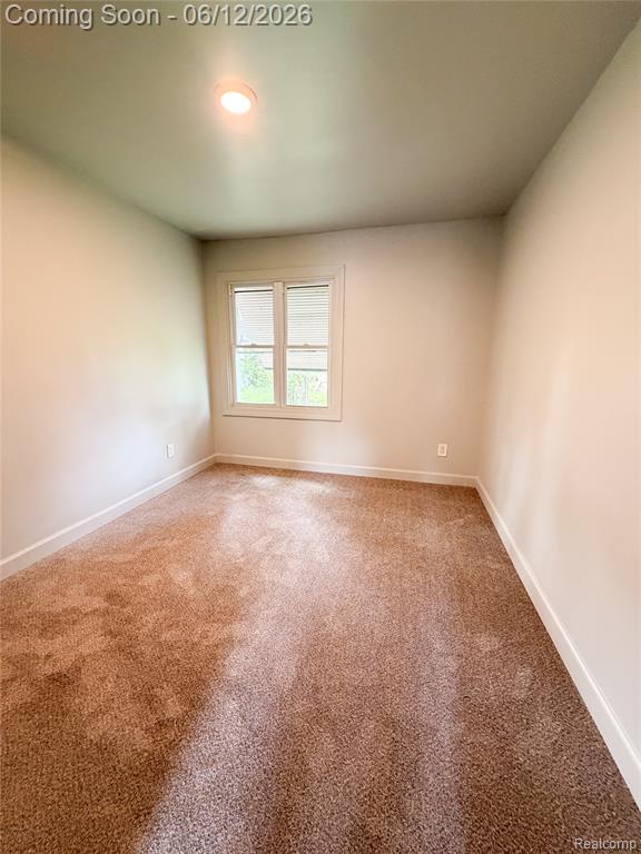 15815 Evergreen Road Detroit, MI 48223 - Photo 8 of 12