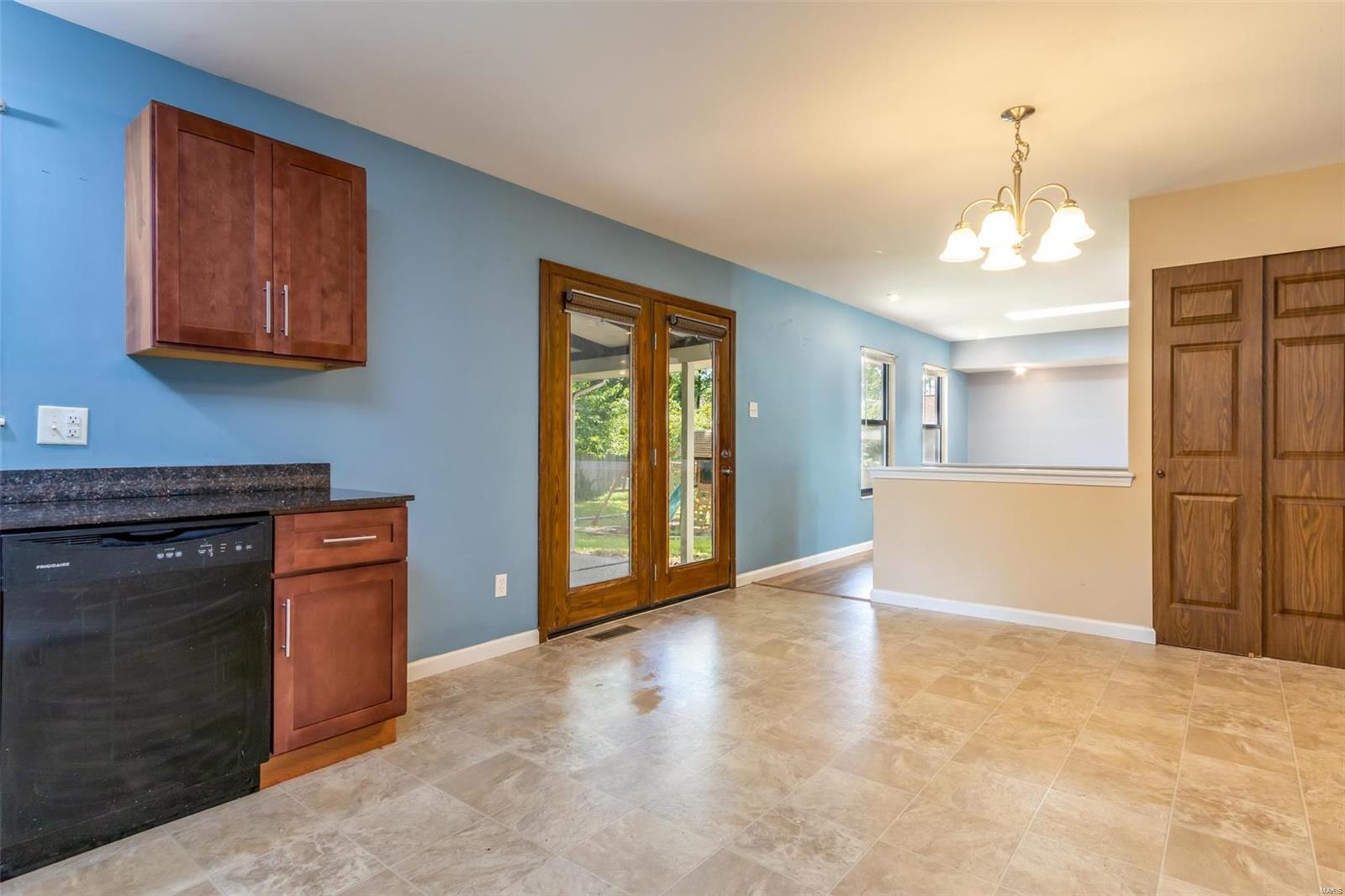 5316 Milburn Road St. Louis, MO 63129 - Photo 14 of 47 Gallery Image 14