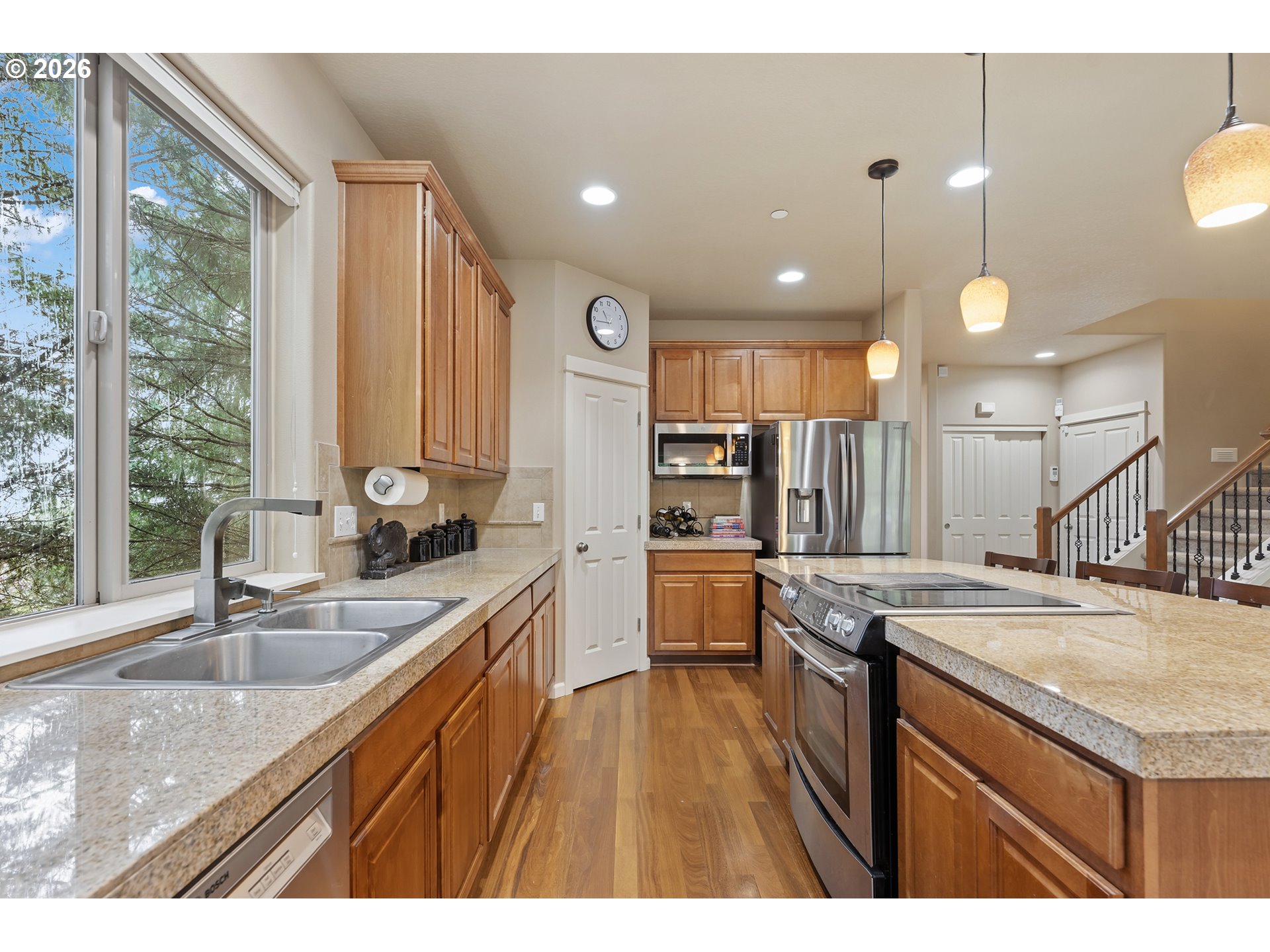 15838 Southwest Mason Court Portland, OR 97224 - Photo 8 of 30 Kitchen