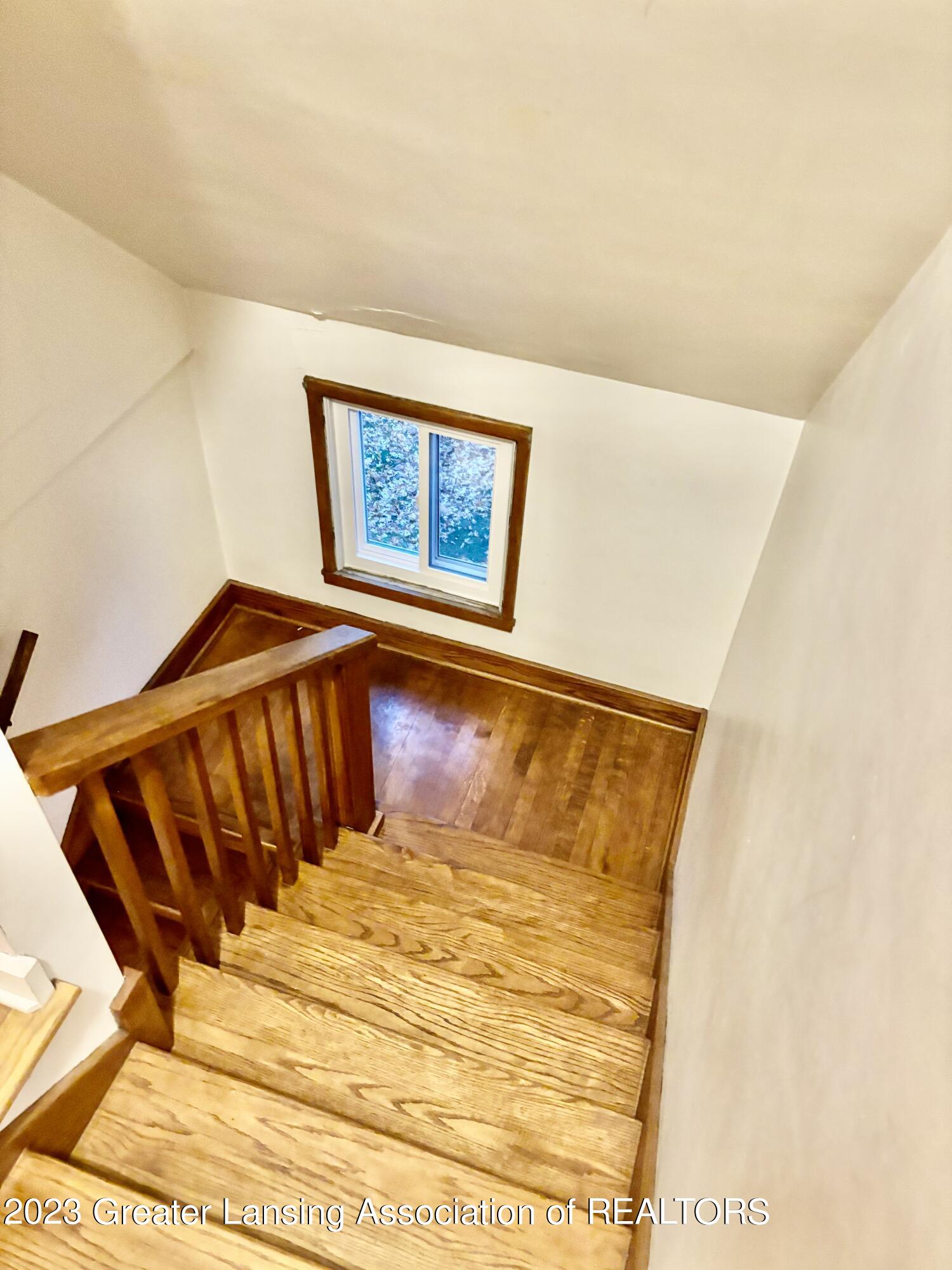 617 South Cochran Road Charlotte, MI 48813 - Photo 19 of 47 IMG_1065