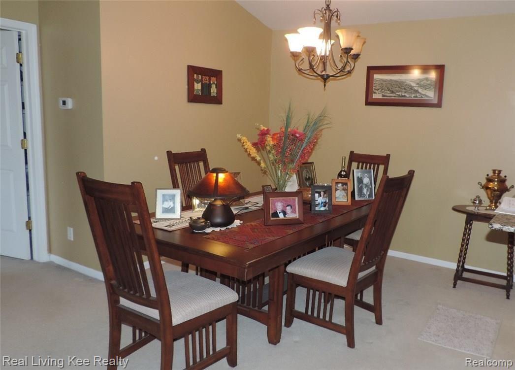 3484 Tremonte Circle Rochester, MI 48306 - Photo 6 of 28 din.jpg