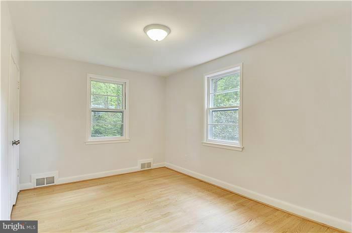 6312 Wiscasset Road Bethesda, MD 20816 - Photo 11 of 30 Bedroom