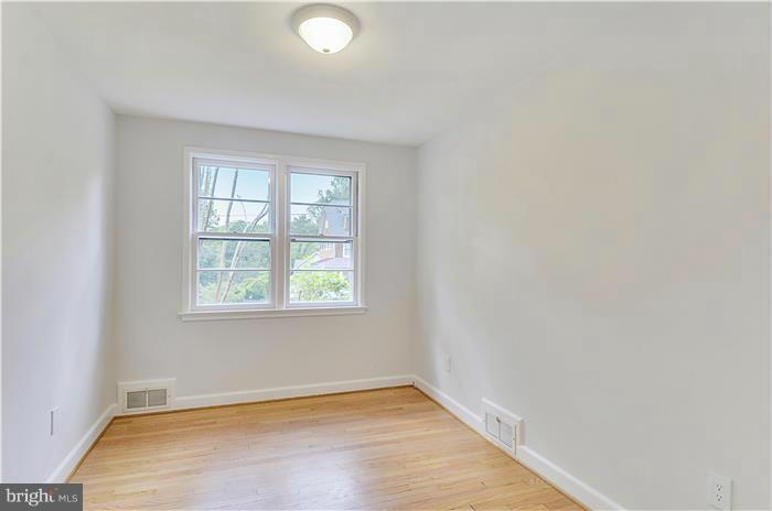 6312 Wiscasset Road Bethesda, MD 20816 - Photo 14 of 30 Bedroom