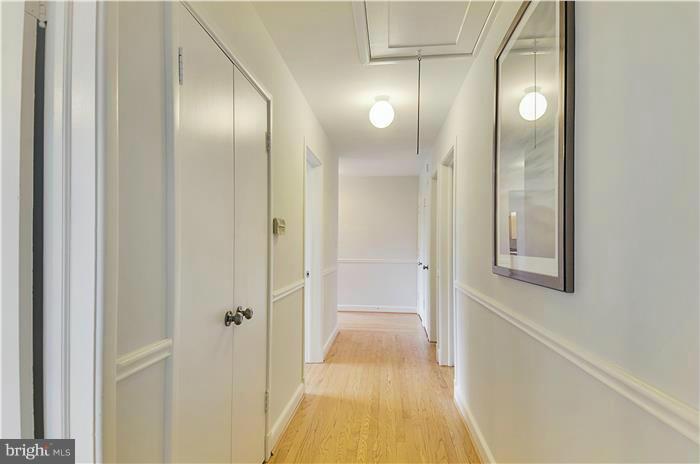 6312 Wiscasset Road Bethesda, MD 20816 - Photo 18 of 30 Interior (General)