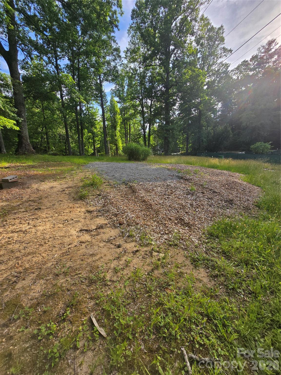 1480 Davis Mountain Road Hendersonville, NC 28739 - Photo 8 of 37