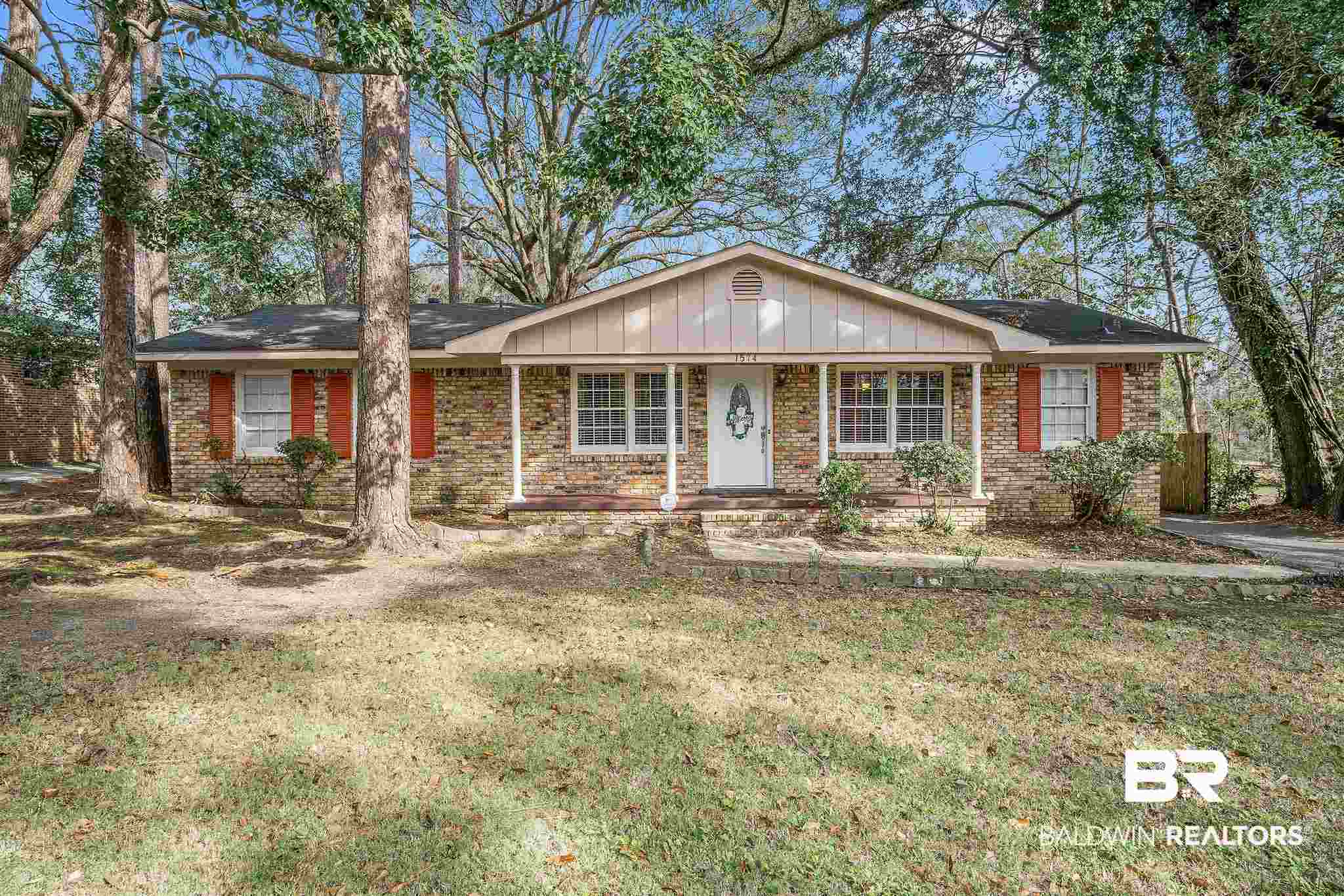 1574 Dover Street Mobile, AL 36618 - Photo 1 of 25