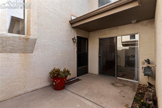 3330 Templeton Gap Road, Unit 34 Colorado Springs, CO 80907 - Photo 2 of 28