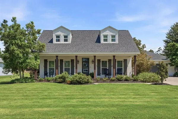 $465,000 | 3950 Lemongrass Circle North, Lake Charles, LA 70605
