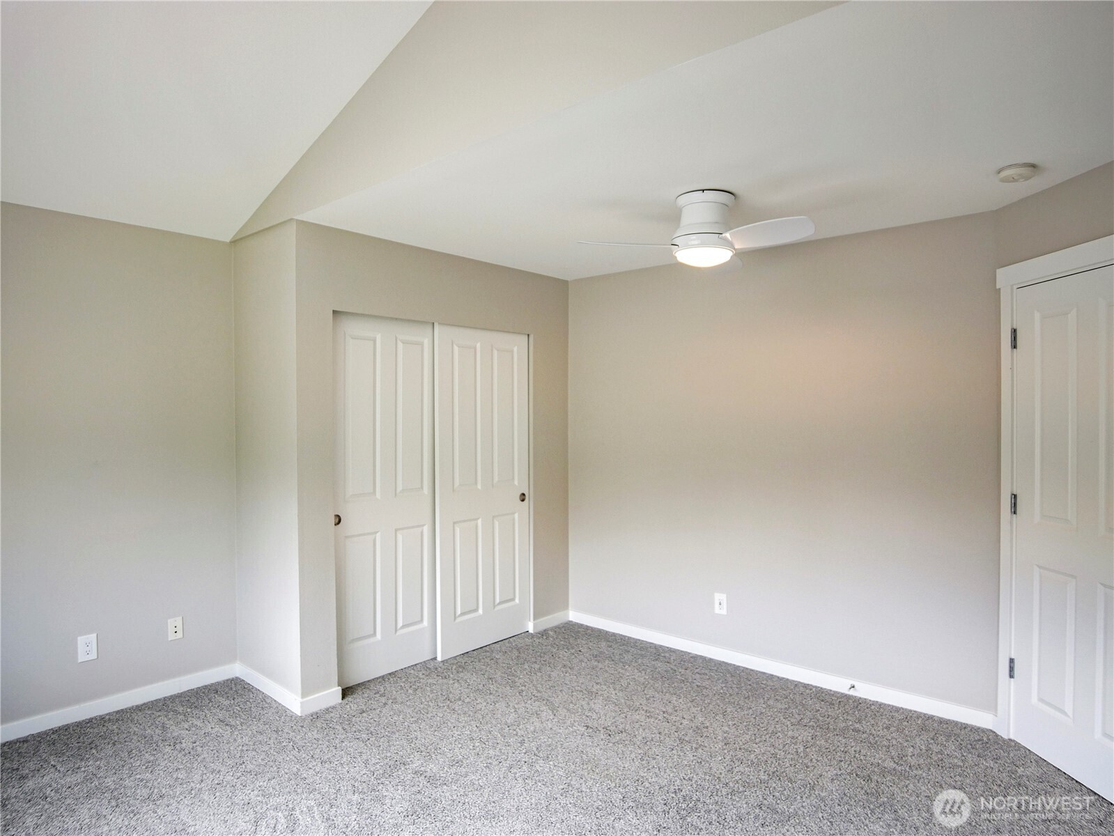 3819 216th Place Southeast Bothell, WA 98021 - Photo 34 of 40