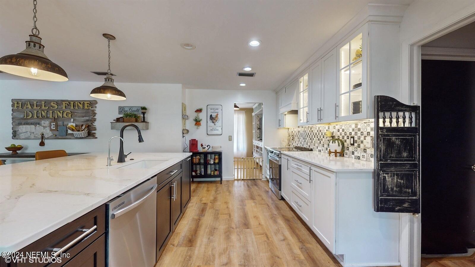129 Vanderford Road North Orange Park, FL 32073 - Photo 12 of 35 12_129VanderfordRdN_2012_Large
