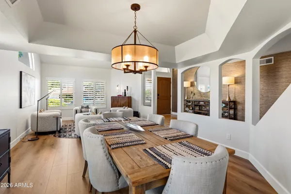 $1,100,000 | 11434 North 43rd Street, Phoenix, AZ 85028