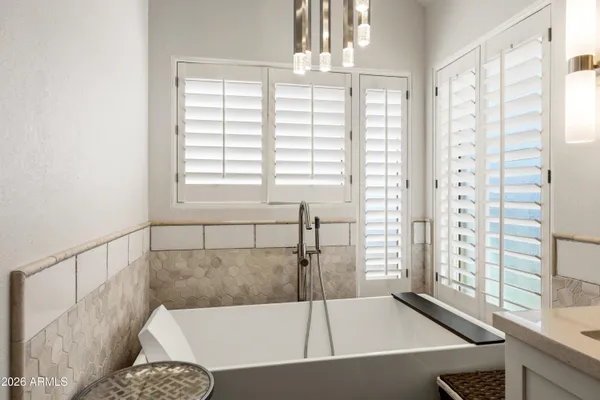 $1,100,000 | 11434 North 43rd Street, Phoenix, AZ 85028