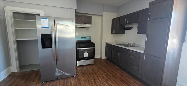 $1,700 | 62 Main Road, Unit 2, Tiverton, RI 02878