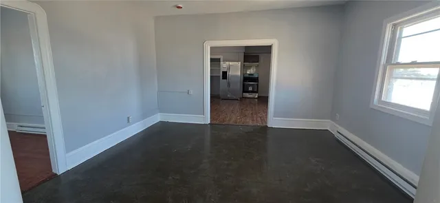 $1,700 | 62 Main Road, Unit 2, Tiverton, RI 02878