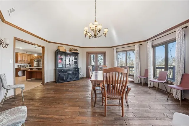 $695,000 | 11006 West 120th Street, Overland Park, KS 66213