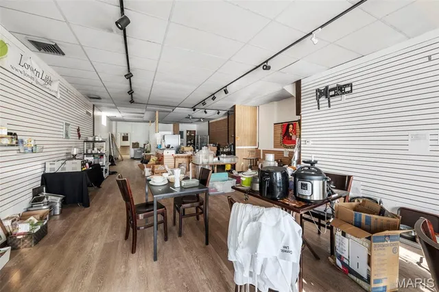 $449,900 | 1325 Hampton Avenue, St. Louis, MO 63139