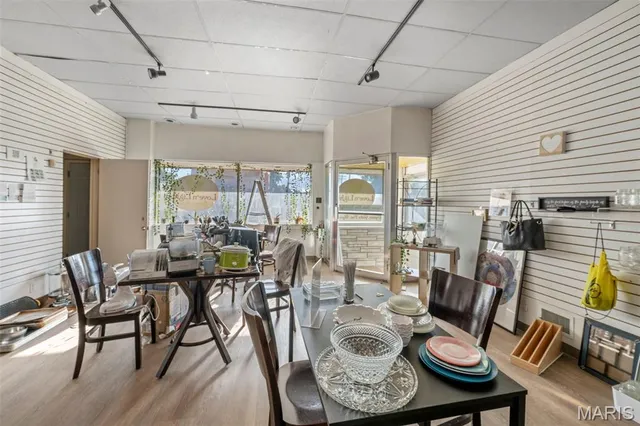 $449,900 | 1325 Hampton Avenue, St. Louis, MO 63139