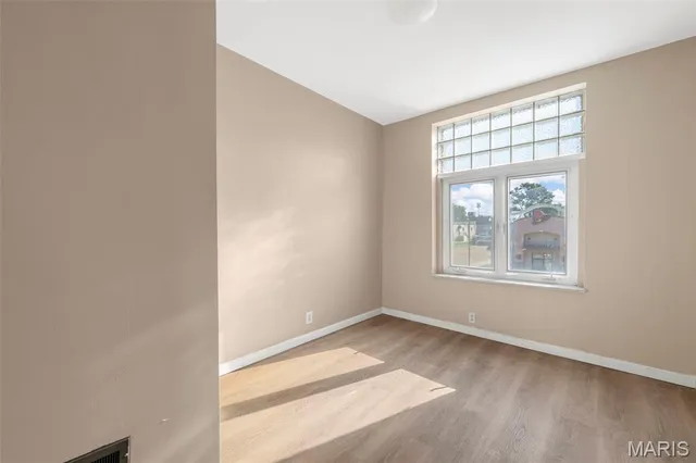 $449,900 | 1325 Hampton Avenue, St. Louis, MO 63139