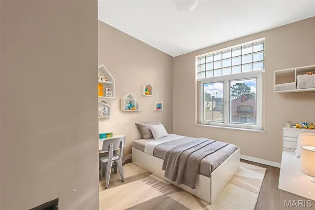 $449,900 | 1325 Hampton Avenue, St. Louis, MO 63139